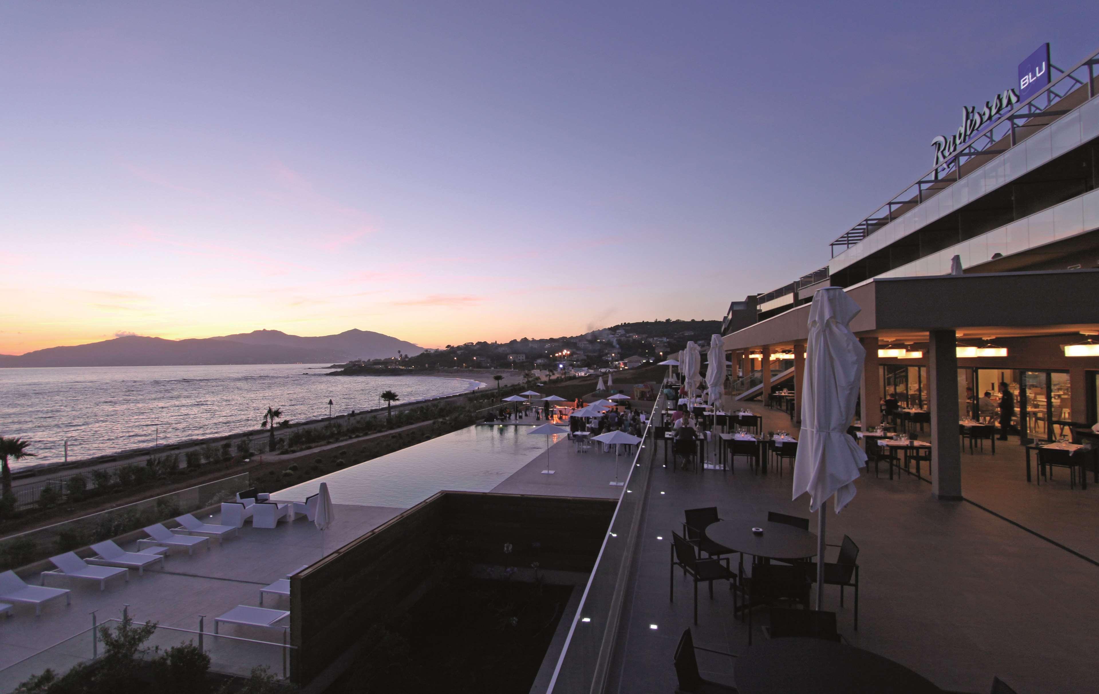 Radisson Blu Resort & Spa, Ajaccio Bay Porticcio  Exteriör bild